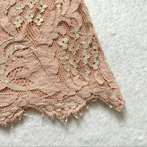 Luna Moon Lace Two Layered Tank Top - Picture 6 of 7